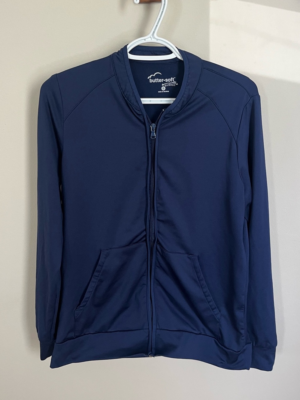 Butter-Soft Stretch Scrub Jacket – Navy Blue – Women’s Small
